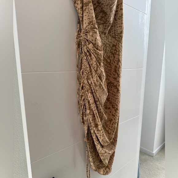 Forever 21 tan beige Snake Print Ruched Midi Dress with Spaghetti Straps Fall M - Picture 9 of 15